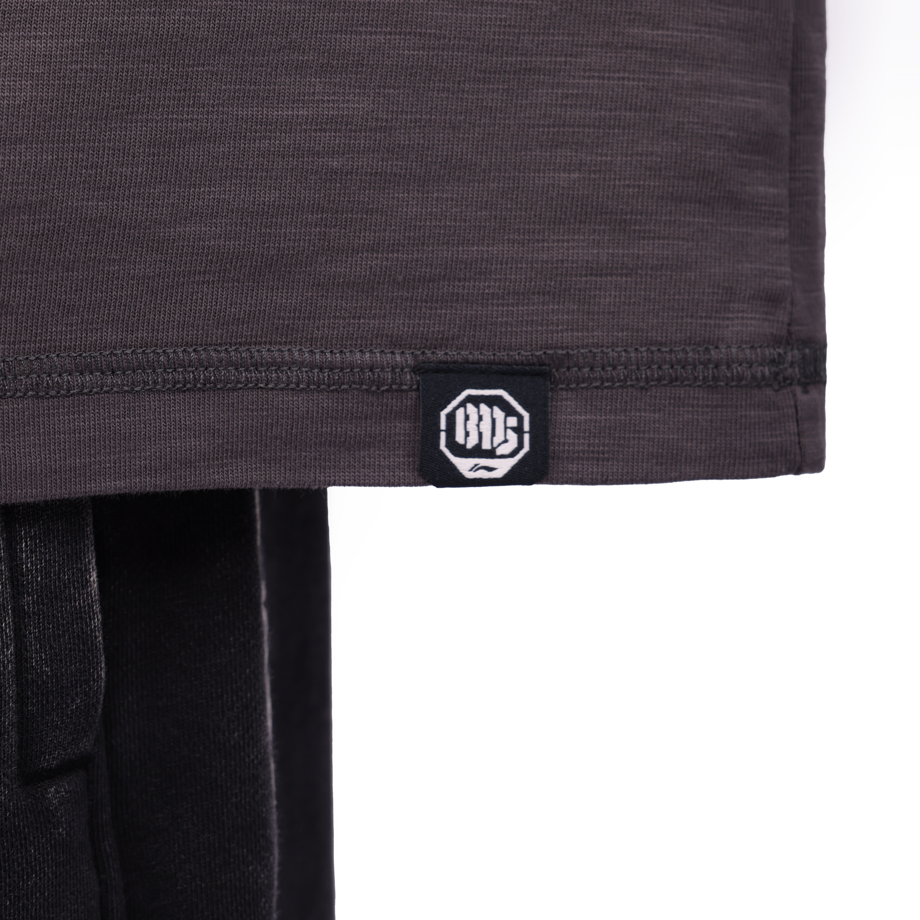 AHSW169-3 Футболка Badfive Culture черный